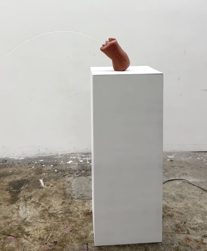 The truth will come back, but may fade - a Sculpture & Installation by Rodrigo Cacho